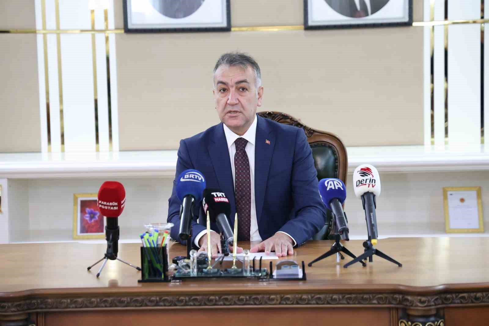 CUMHURBAŞKANLIĞI KARARNAMESİ İLE KARABÜK VALİLİĞİNE ATANAN OKTAY ÇAĞATAY, GÖREVİNE BAŞLADI.