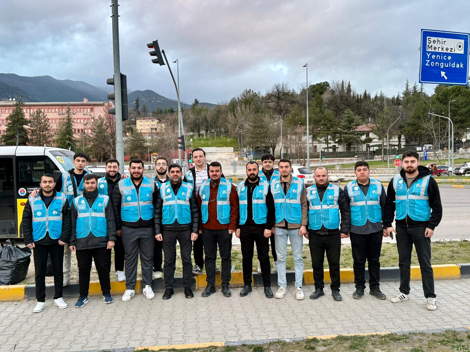 AK Parti Karabük Gençlik Kolları tarafından Ramazan ayı dolayısıyla düzenlenen