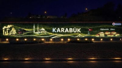 Karabük Belediyesi, şehir girişlerinde cephe iyileştirme ve peyzaj çalışmalarına başladı.