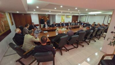 KARABÜK OVA DERNEKLER FEDERASYONU BAŞKANI DURMUŞ EREN VE BERABERİNDEKİ HEYET,