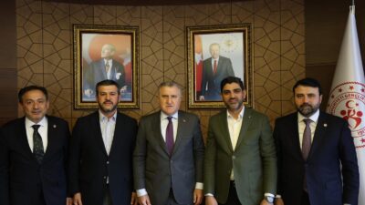 Karabük Belediye Başkanı Özkan Çetinkaya Karabük’ün emeğini büyütmek, gençlere daha