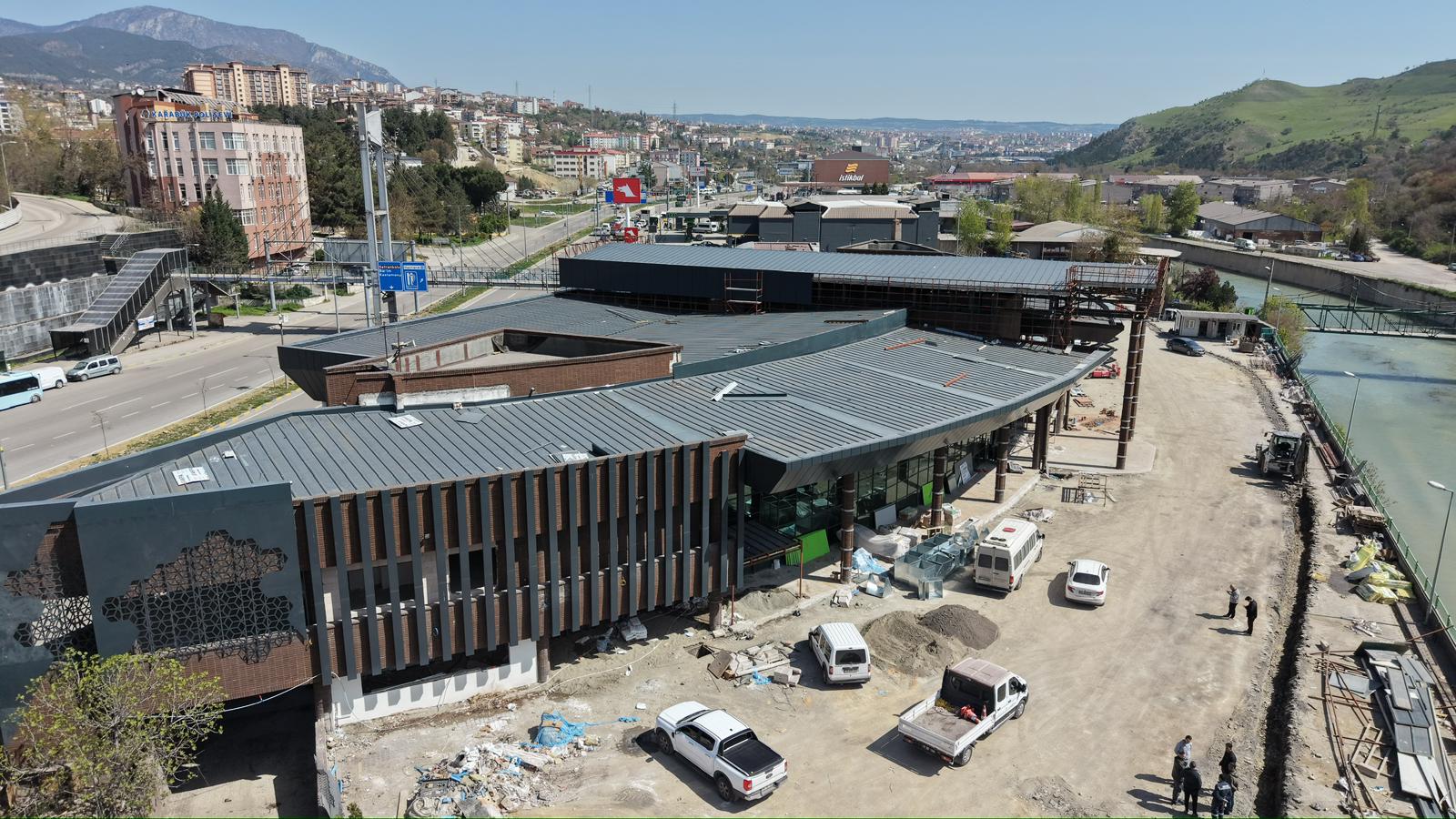 Karabük Şehirlerarası Otobüs Terminali, yenileme çalışmalarının tamamlanmasının ardından 19 Mayıs’ta