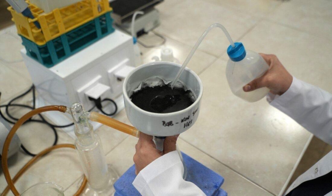 KARABÜK ÜNİVERSİTESİ'NDE (KBÜ) ATIK BİYOKÜTLEDEN