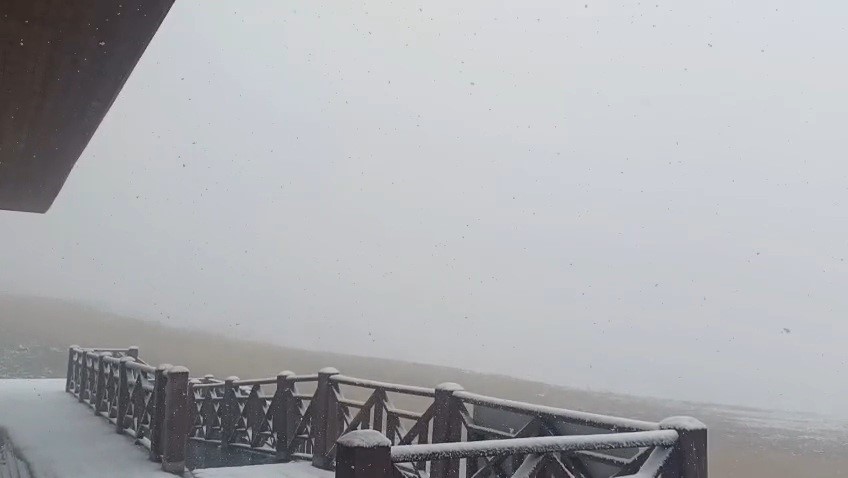 KELTEPE KAYAK MERKEZİ’NDE ETKİLİ OLAN KAR YAĞIŞI, BAHAR AYINDA NADİR