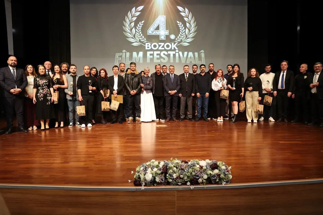 KARABÜK ÜNİVERSİTESİ (KBÜ) SAFRANBOLU TÜRKER İNANOĞLU İLETİŞİM FAKÜLTESİ ÖĞRENCİLERİ, 4.