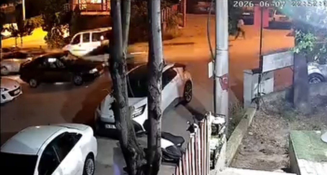 KARABÜK'TE 5 ARACIN KARIŞTIĞI VE 2 KİŞİNİN YARALANDIĞI ZİNCİRLEME TRAFİK