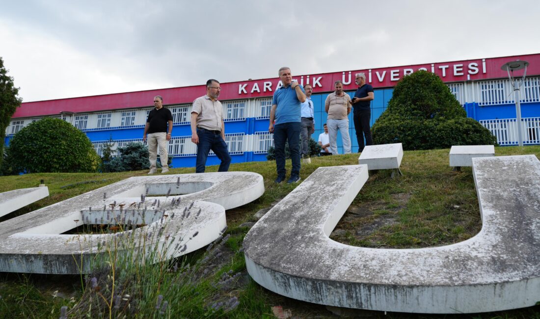 KARABÜK ÜNİVERSİTESİ (KBÜ) REKTÖRÜ PROF. DR. FATİH KIRIŞIK, MERKEZ KAMPÜS'TE