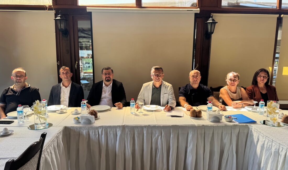 SAFRANBOLU TURİZM İŞLETMECİLER DERNEĞİ (SAFTİD) BAŞKANI MUTLU ÇİDEM VE YÖNETİM