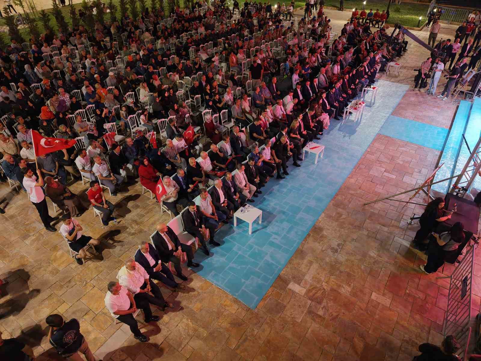 KARABÜK’TE, 15 TEMMUZ DEMOKRASİ VE MİLLİ BİRLİK GÜNÜ DOLAYISIYLA ANMA
