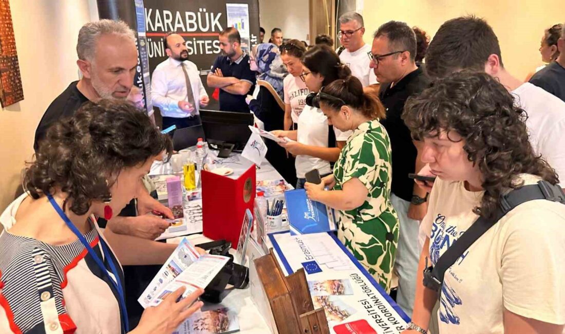 KBÜ aday öğrencilerle Mersin’de bir araya geldi KARABÜK ÜNİVERSİTESİ(KBÜ), 2026 TERCİH DÖNEMİ KAPSAMINDA MERSİN'DE DÜZENLENEN ÜNİVERSİTE TERCİH