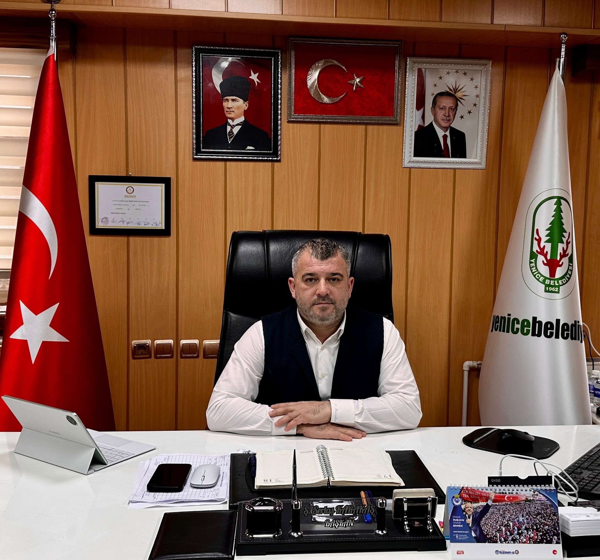 YENİCE BELEDİYE BAŞKANI SERTAŞ KARAKAŞ, İLÇEDE DEVAM EDEN ALTYAPI VE