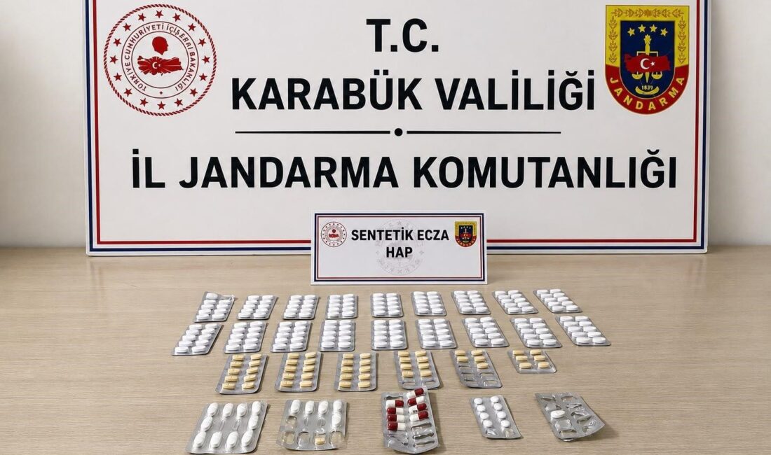 Karabük’te uyuşturucu operasyonu KARABÜK'TE DÜZENLENEN UYUŞTURUCU OPERASYONLARINDA 273 ADET SENTETİK HAP VE AMFETAMİN