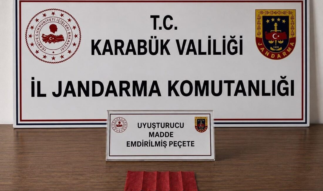 Karabük’te jandarma ekiplerince düzenlenen 4 ayrı operasyonda uyuşturucu madde emdirilmiş