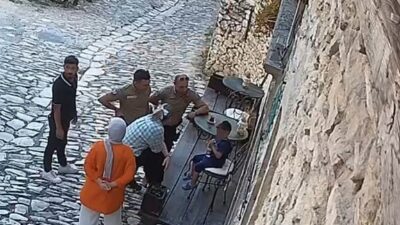 GÜLŞEN YILMAZ'IN KAYBOLAN ÇOCUĞU FARK EDEREK YANINA ALDIĞI, GÜVENLİ BİR