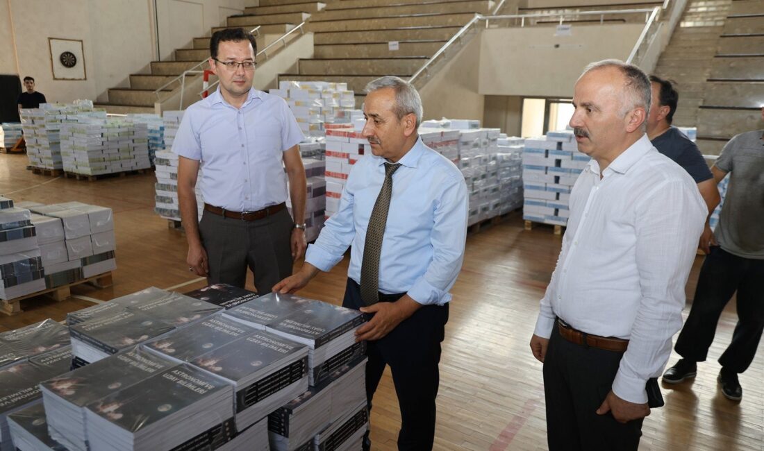 KARABÜK'TE ÖĞRENCİLERİN DERS KİTABI İHTİYACININ ÜCRETSİZ GİDERİLMESİ AMACIYLA 2026-2027 EĞİTİM-ÖĞRETİM