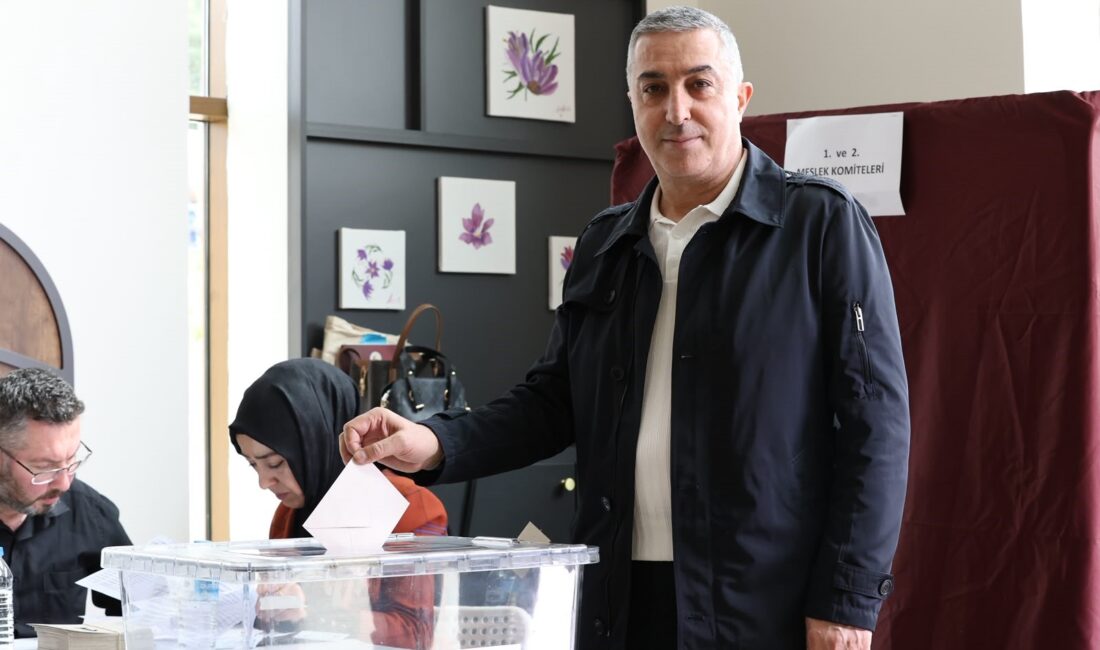 Safranbolu TSO’da 22 meclis üyesi belli oldu SEÇİMLERİN ARDINDAN AÇIKLAMALARDA BULUNAN SAFRANBOLU TSO MECLİS BAŞKANI CENGİZ ÜNAL,
