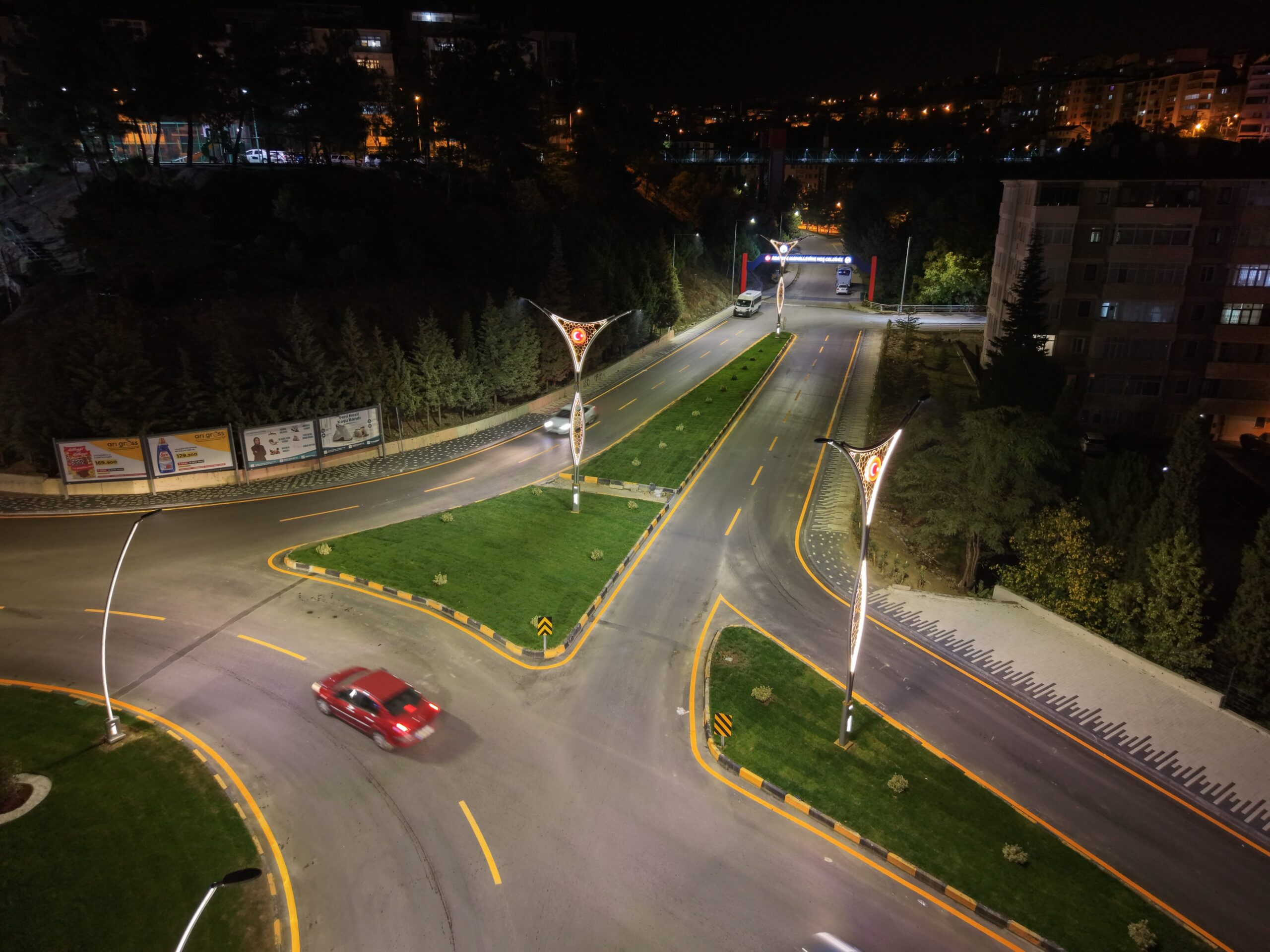 Karabük Belediyesi tarafından dere ıslahının ardından asfalt, kaldırım, çevre düzenlemesi