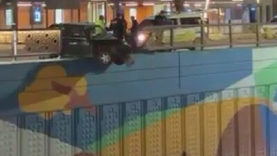 KARABÜK'TE DİREKSİYON BAŞINDA KALP KRİZİ GEÇİRDİĞİ ÖĞRENİLEN SÜRÜCÜNÜN KONTROLÜNDEN ÇIKAN