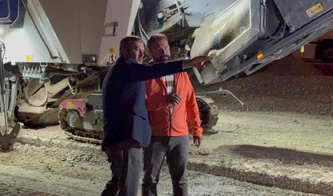 KARABÜK’TE KURTULUŞ MAHALLESİ SANAYİ KAVŞAĞI’NDA SÜRDÜRÜLEN DÜZENLEMEYLE TRAFİK AKIŞININ ÇİFT