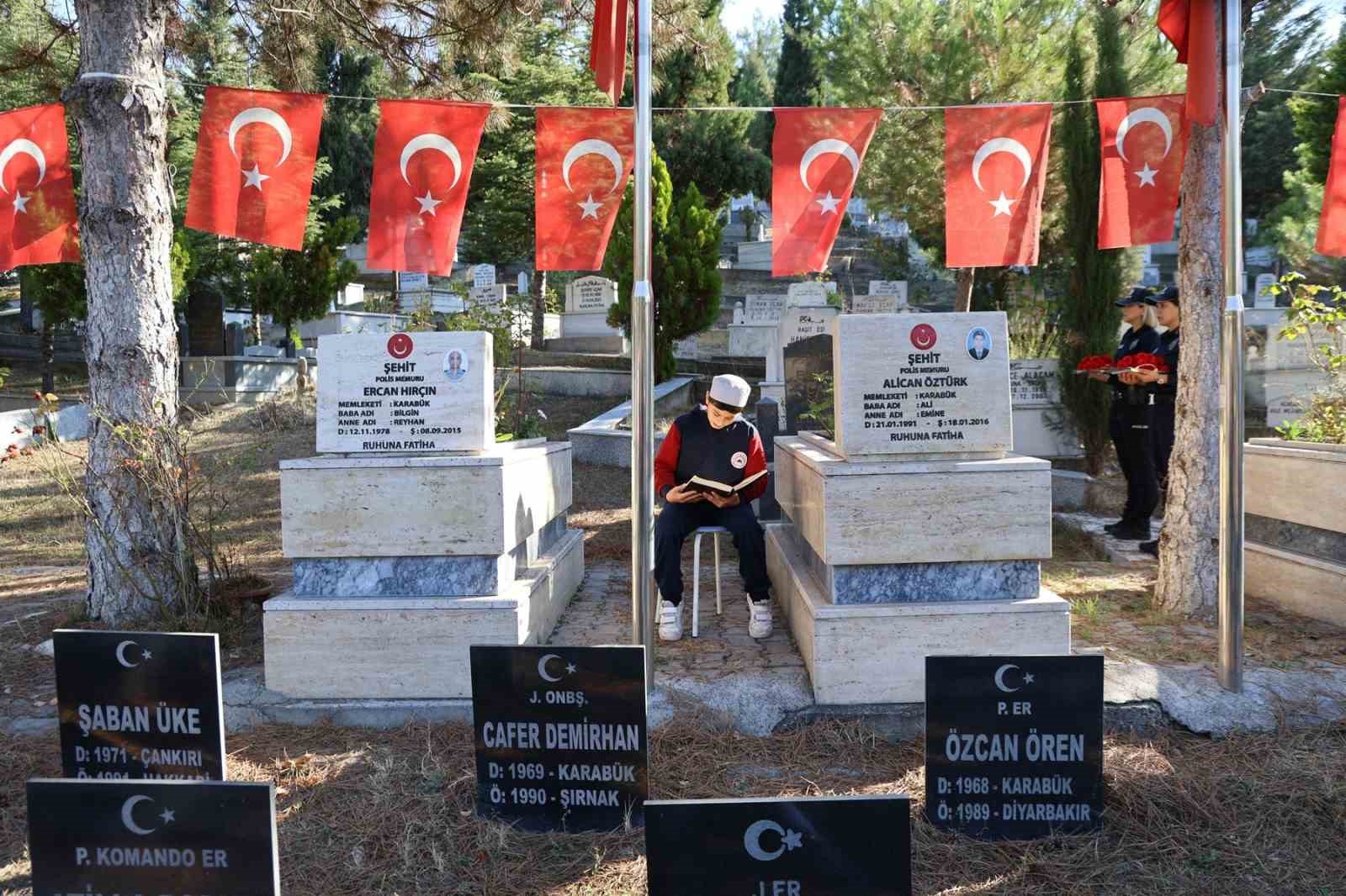 KARABÜK ŞEHİT ALİCAN ÖZTÜRK İMAM HATİP ORTAOKULU ÖĞRENCİLERİ, OKULLARINA İSMİ